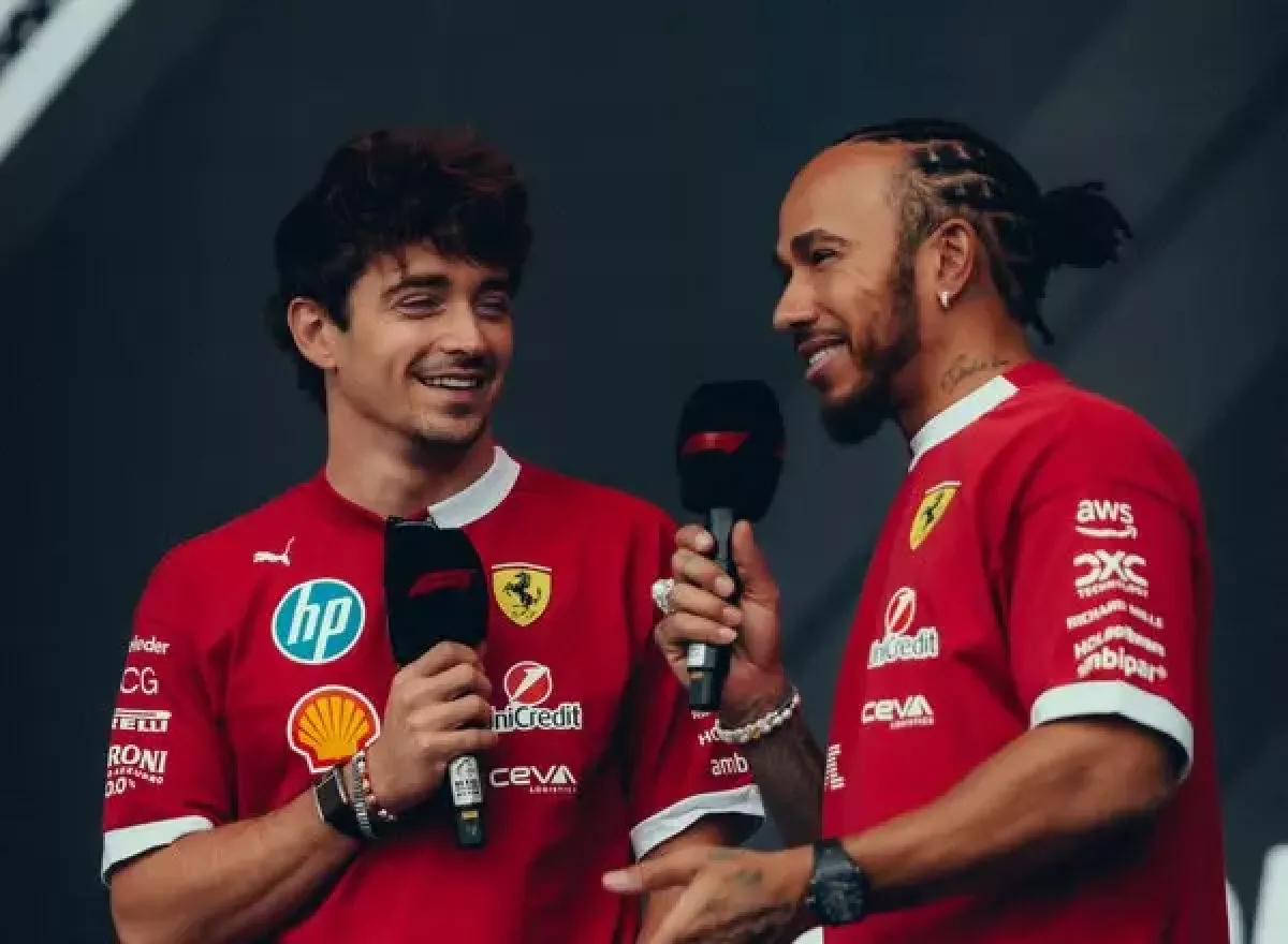 Hamilton megtalálta azt az autóversenyt, amiben kényelmesen legyőzi Leclerc-t