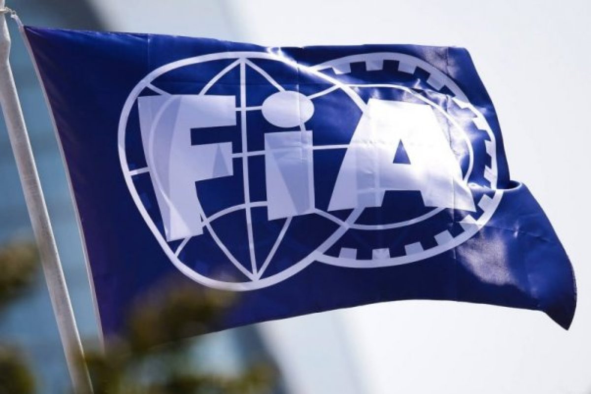 A FIA egyeztet a csapatokkal a motorokról