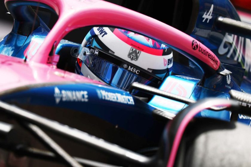 Exkluzív pillanat: Az Alpine felpörgette a Mercedes-motoros autóját!