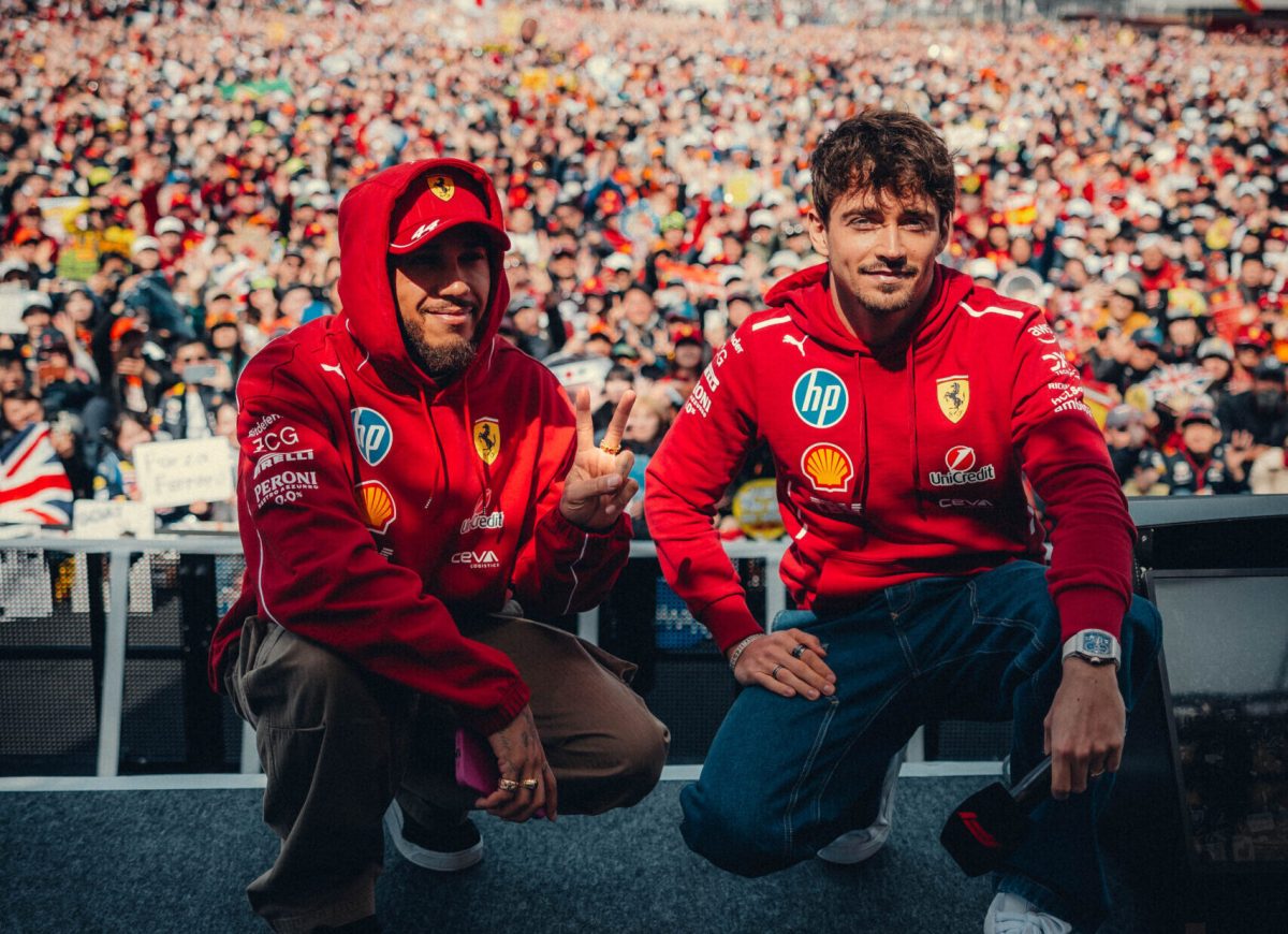 Az F1 mezőnyében szorosabb verseny alakul ki: Hamilton és Leclerc új kihívói