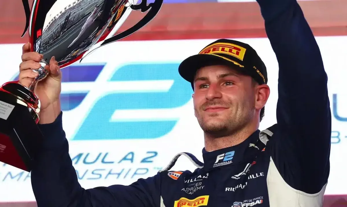 Átigazolás a Williamshez: Schumacher korábbi csapattársa előléptetve