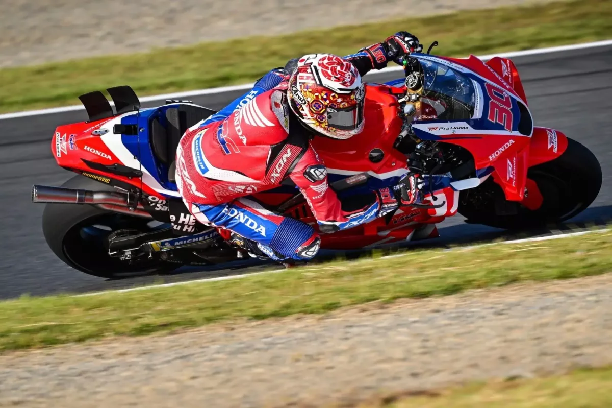 Ezúttal sikerrel járhatott a Honda, de nem csak ők vihették pályára a 850-es motort