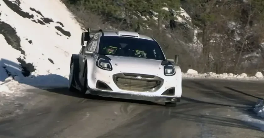 Bajnoki újonc árokba hajtott az első tesztjén a WRC-ben