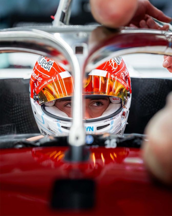 Friss hír: Charles Leclerc a volán mögött az új Ferrariban