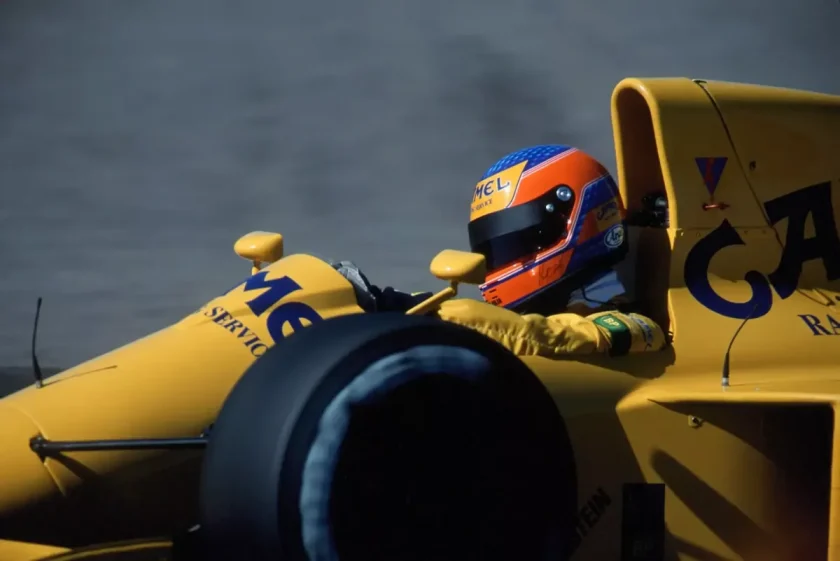 Brutális baleset árnyéka alatt: a volt F1-es pilóta megdöbbentő találkozása Brad Pitt-tel