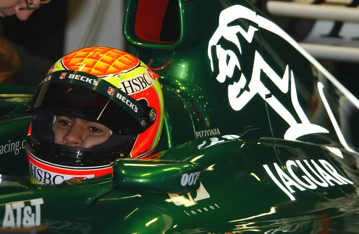 Veszélyes hóbort: ismét lecsuktak egy volt F1-es pilótát