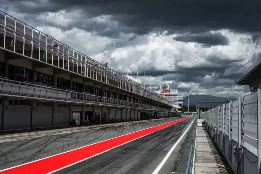 Az egyik F1-es csapat váratlan vállfaja: Kihagyja az idei első tesztet