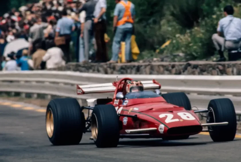 A hőstett árnyoldala: Lauda megmentője küzdött az égő ronccsal