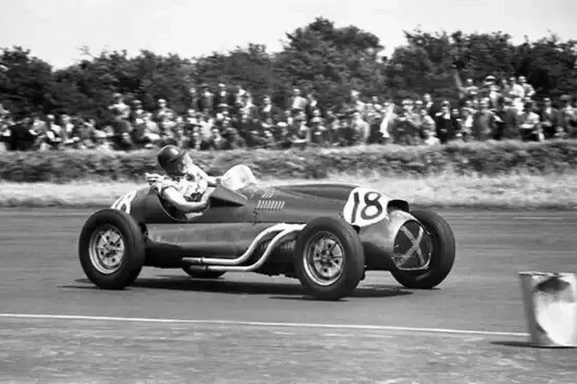 Az elhunyt autóversenyző, aki örökre legendává vált a Forma–1-ben