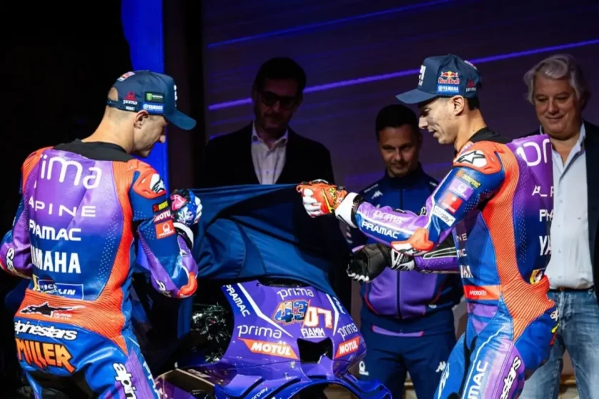 Szokatlan formátum mellett tette le a voksát Razgatlıoğlu, elárulta, miért választott új rajtszámot