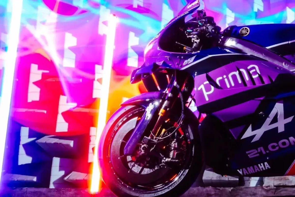 Razgatlıoğlu lenyűgözte rajongóit az első MotoGP bemutatón – itt az első versenymotorja képeivel!