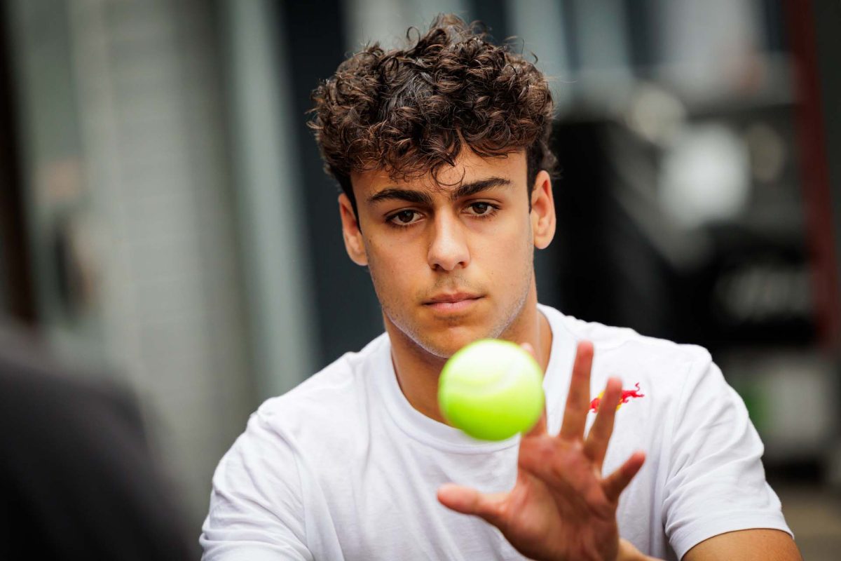 Lindblad bizonytalansága az F1 jövőbeli részvételével kapcsolatban