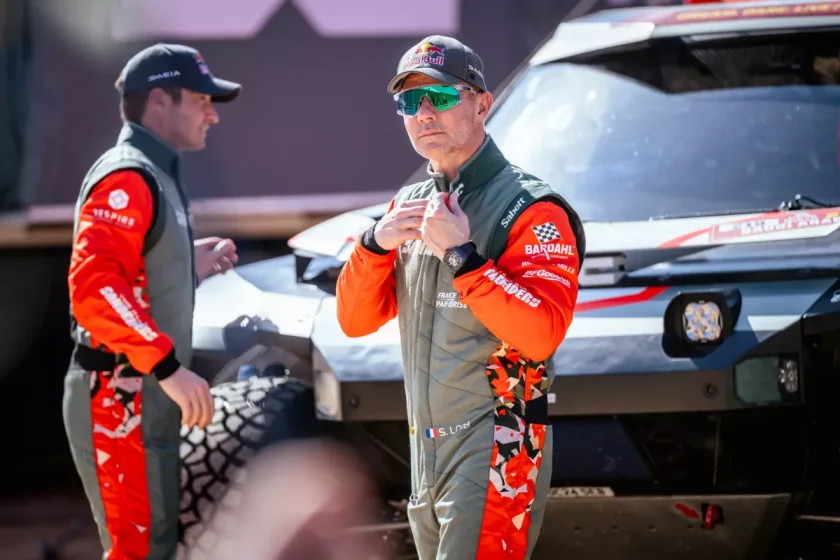 Loeb és a Daciás a Dakar második szakaszának felénél vezetéseben előzi a Toyotákat