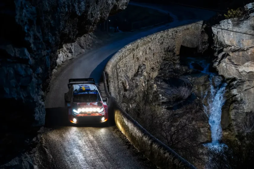 Solberg lenyűgöző tempója nyomás alatt tartja Ogier-t a második helyért folytatott harcban