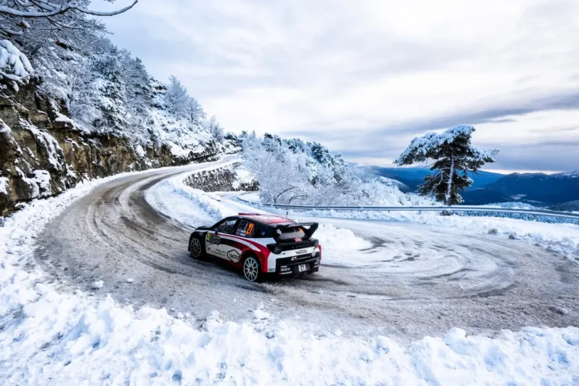 Az alábbi cím hatásos lehet: „Yohan Rossel történelmi győzelmet aratott a Rally2-es Lanciával a Montén