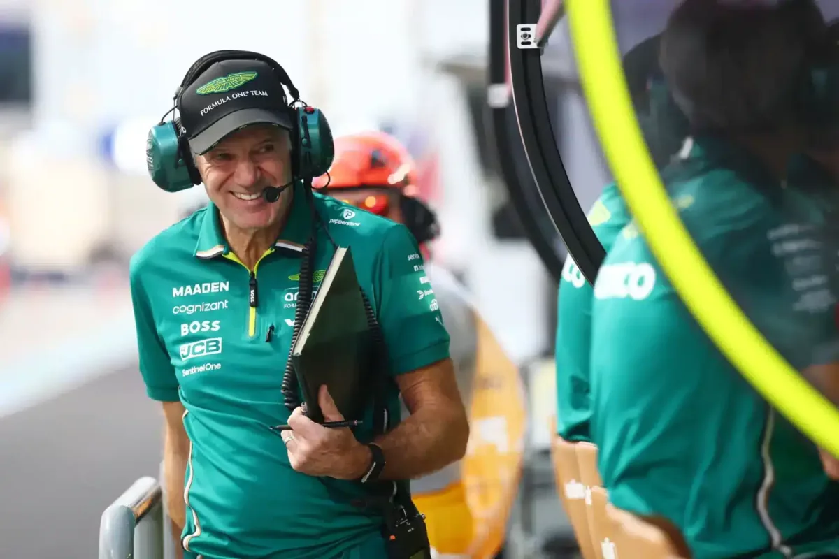 Az Aston Martin késésének mögött áll Newey? A veterán tervező felelős lehet a problémákért