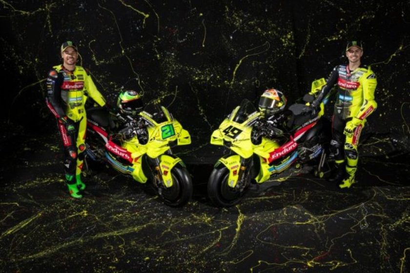 A VR46 sötét árnyalattal találkozik – Rossiék új festése