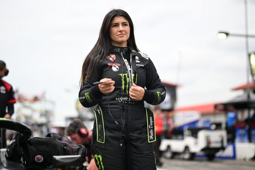 Vissza az alapokhoz: Hailie Deegan útja a versenyzői karrier megmentéséig