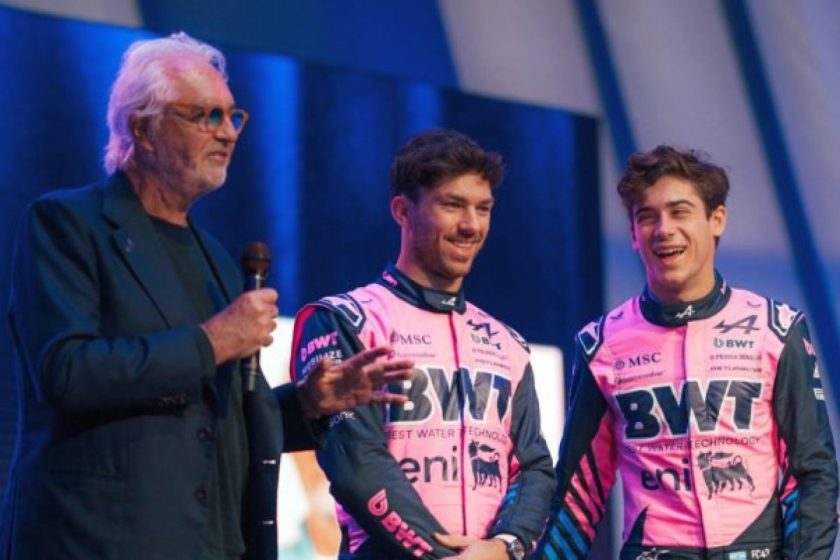 Az ambiciózus feltétel: Briatore követeli a Mercedes-motort az F1-es csapata számára