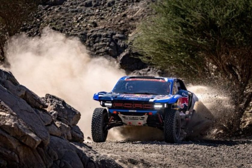 Dakar: Visszavágott a Ford, büntetés döntött az első helyről