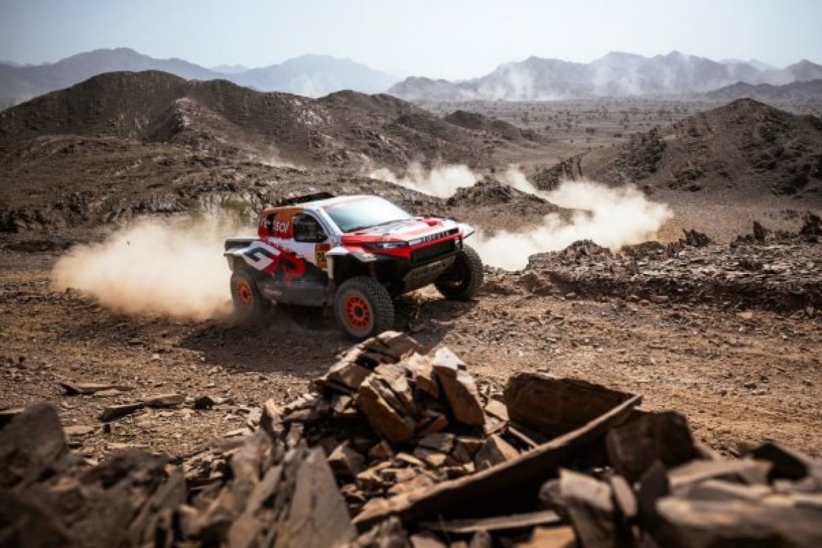 Lategan zseniális teljesítménnyel nyerte meg a Dakar Rally-t, miközben a címvédő kiesett