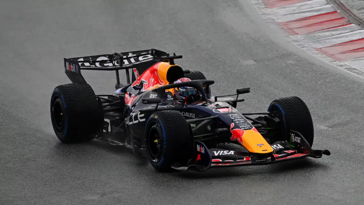 Red Bull kudarcot vallott az esős barcelonai teszten