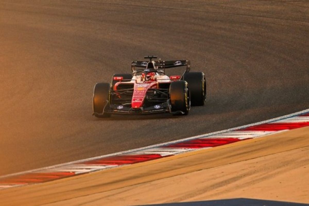 Villant a Ferrari, nyugtat az F1 – pénteki hírek