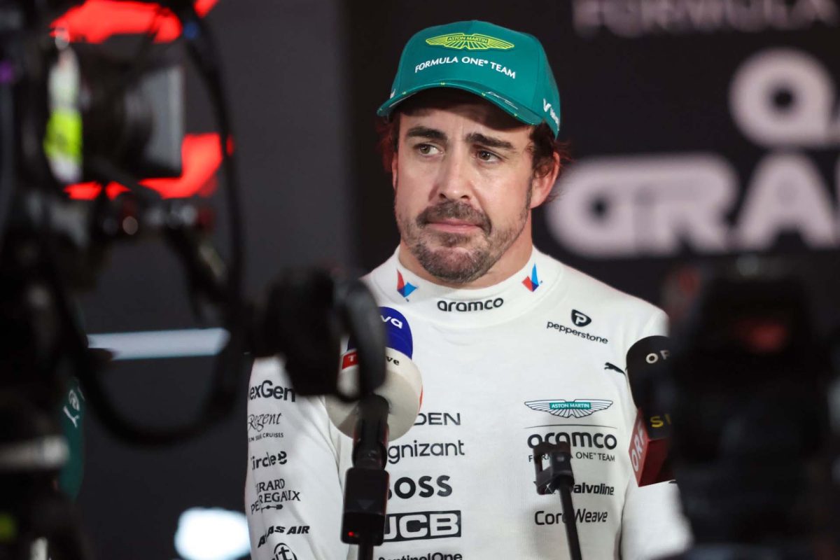 A hátrány tudatosítása: Alonso felismeri a helyzetet