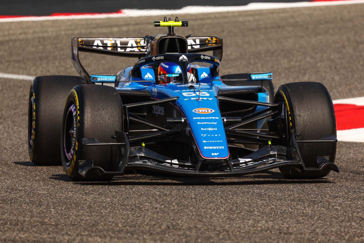 Sainz: Az új autónk megbízható, de javulásra van szükség a beállításokban és a tempóban