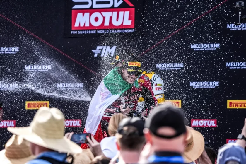 Bulega kizárólag honfitársával kommunikált a rangsorban való felzárkózása során