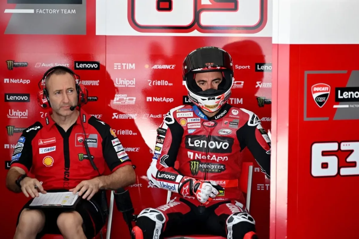 Küszöbön lehet Bagnaia szerződtetése, aki sejtelmes utalást tett a pilótapiac kapcsán