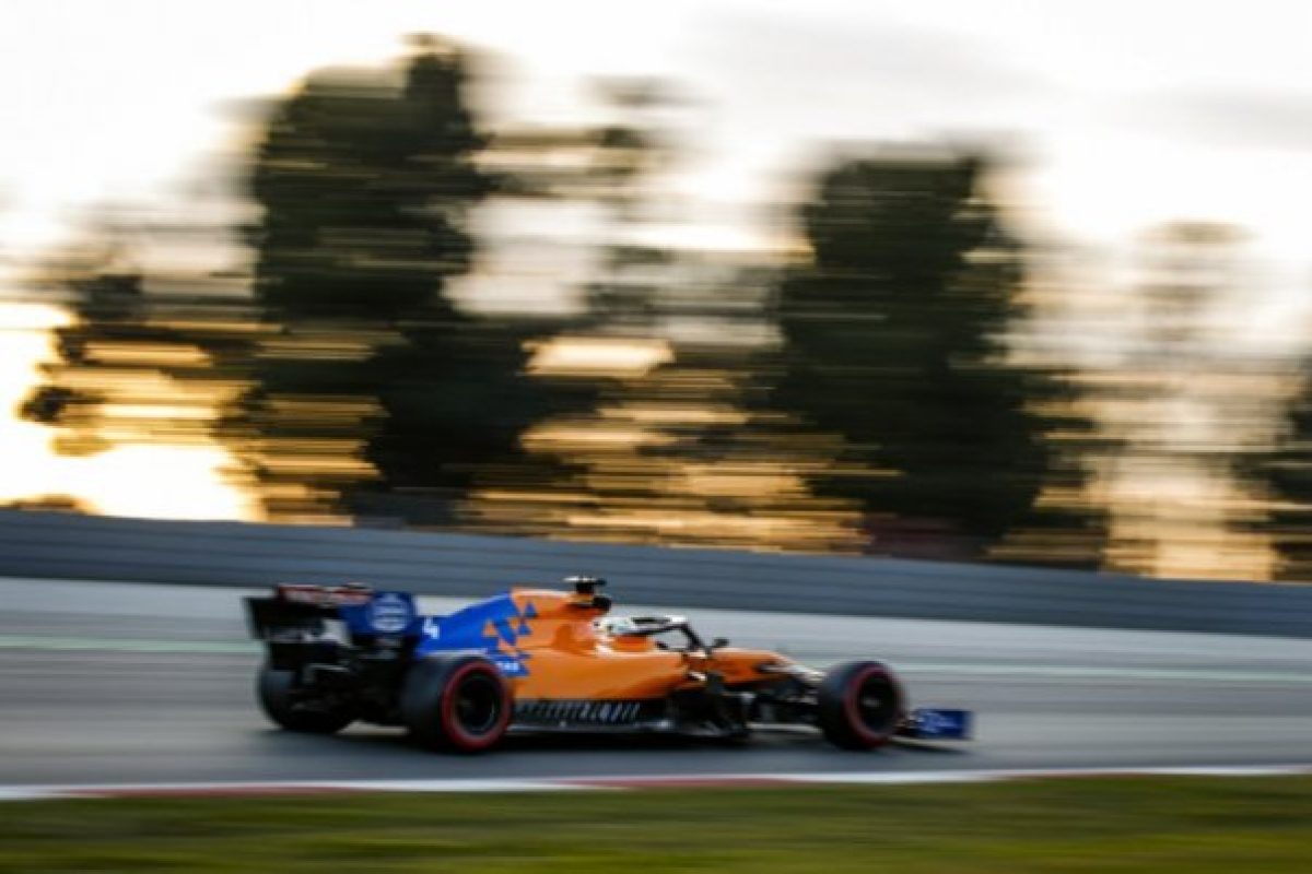 Veszély a McLaren garázsában: Tűzvész az F1 csapat székhelyén