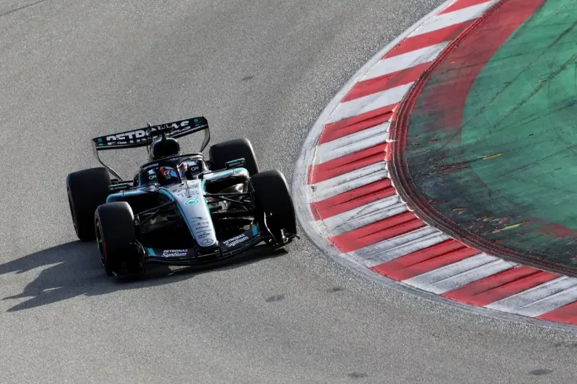 Kanyarozás titka: lassabb tempó, gyorsabb eredmény a modern F1 autókkal