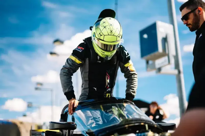 Az óvatosság és türelem kulcsfontosságú Mick Schumacher számára