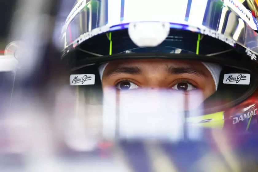 A „Pérez köszöntötte Hadjar sikeres kezdeményezését” cím hatásos lenne erre a témára.