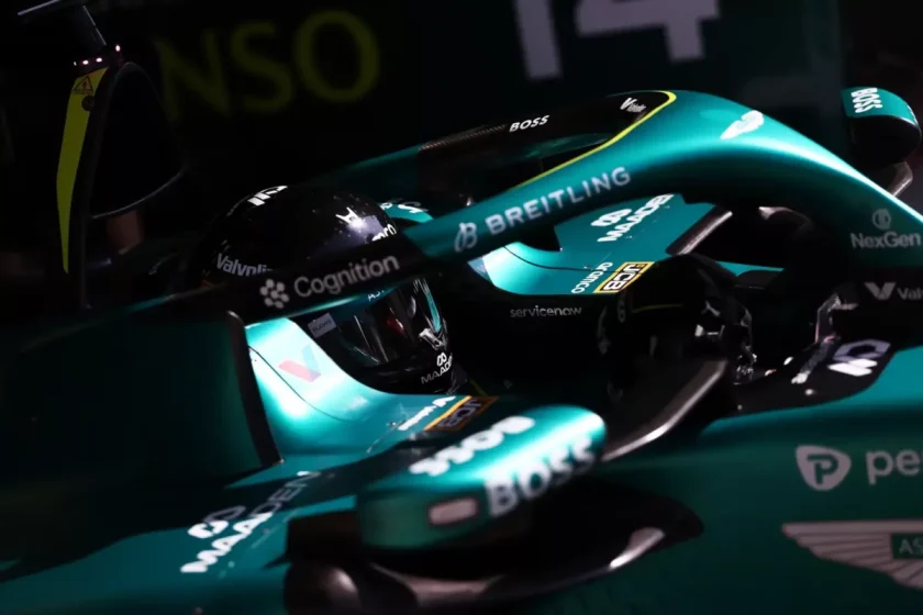 Bajban az Aston Martin és a Mercedes – így áll az utolsó bahrein F1-es tesztnap az ebédszünetben