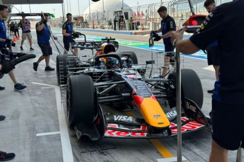 Bahreini Bajnokság: Mercedes és Red Bull csapatai váratlan nehézségek elé néztek