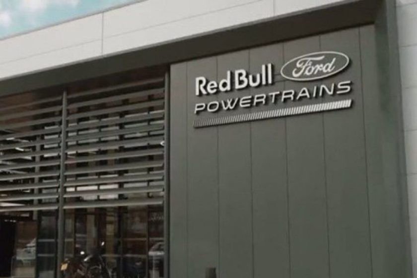 A Red Bull csatlakozik a többiekhez a motorügyben