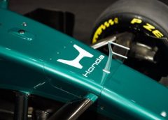 Beleütközött egy még nagyobb problémába a Honda motorjavítás közben