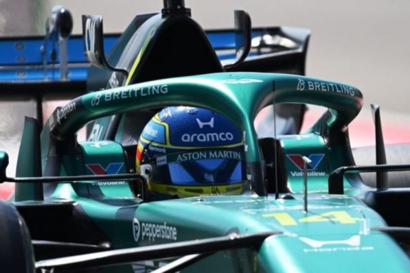 Gondok a versenypályán: Ferrari apró problémái és Aston Martin hegyekben álló kihívásai