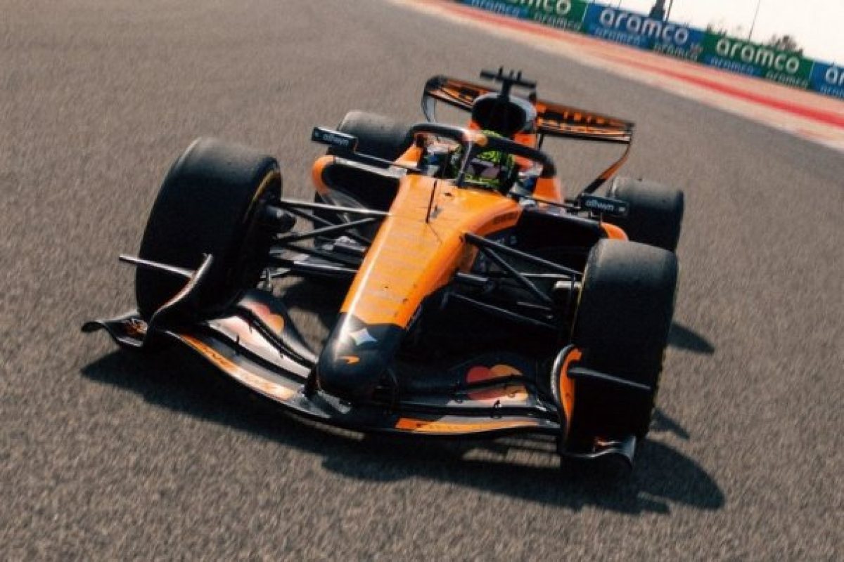 Norris folyamatos teljesítményt mutat az F1-es Bahreini teszten