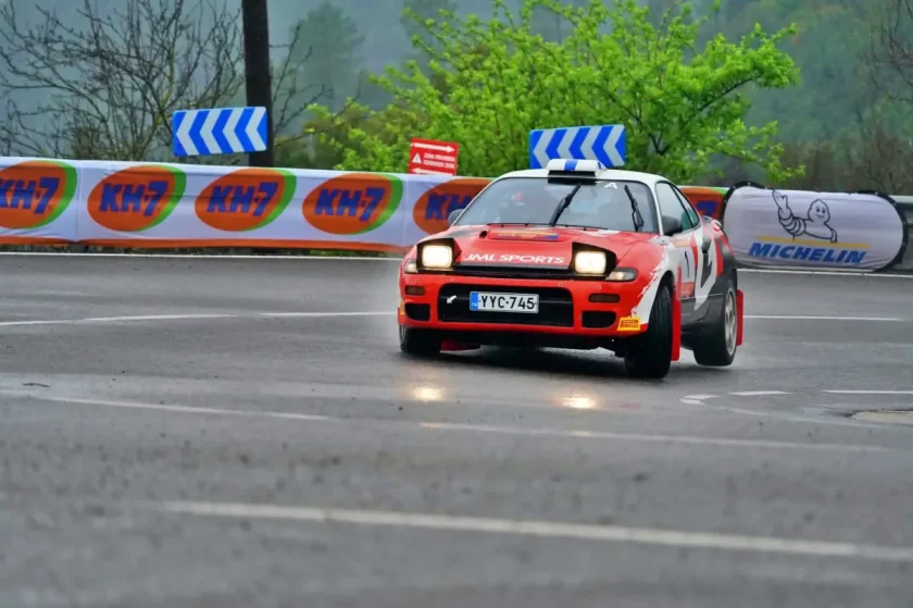 Latvala diadalmas győzelme az EHRC-szezonnyitón, Mekler csapata a dobogón