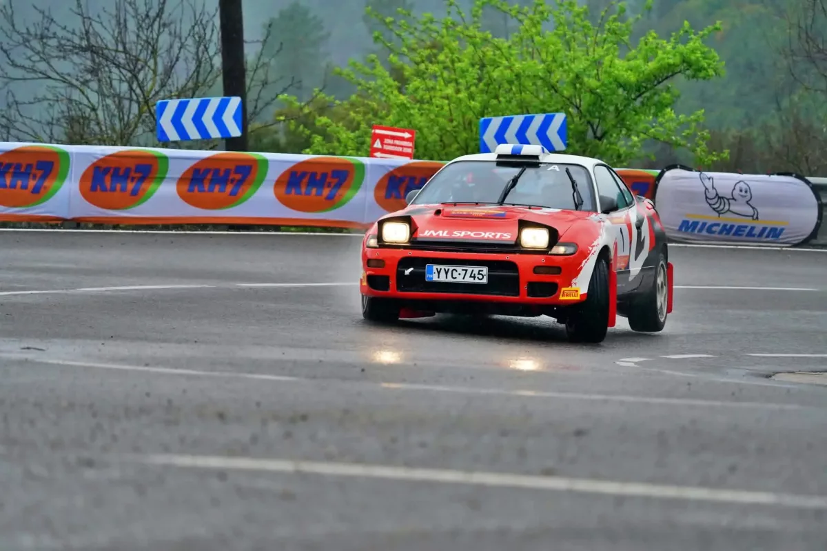 Latvala diadalmas győzelme az EHRC-szezonnyitón, Mekler csapata a dobogón