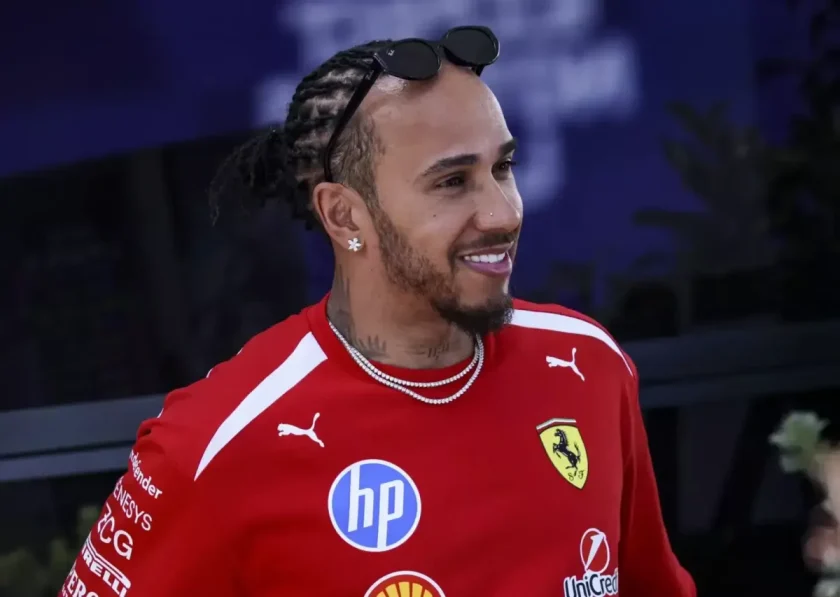 Hamilton kitart: nem vonul vissza előre jelzés nélkül