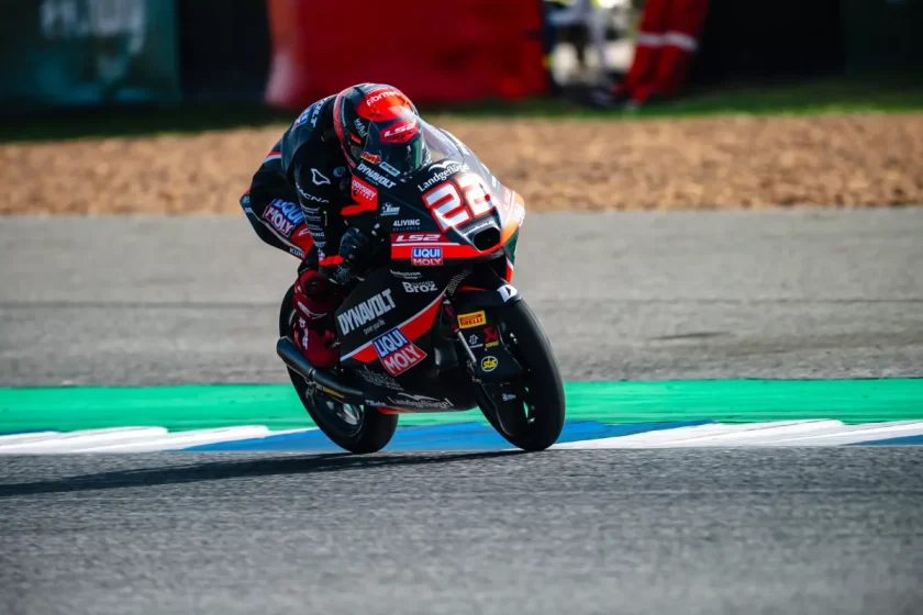 Óriási hajrá a szezonnyitón, Almansa minimális különbséggel szerezte meg első Moto3-as győzelmét