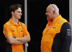 A McLaren aggódva vizsgálta a Ferrari trükkös hátsó szárnyát