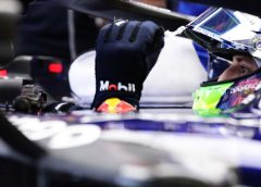 Hadjar bátran szembeszállt a Red Bull „átkával” a pozitív hozzáállása által