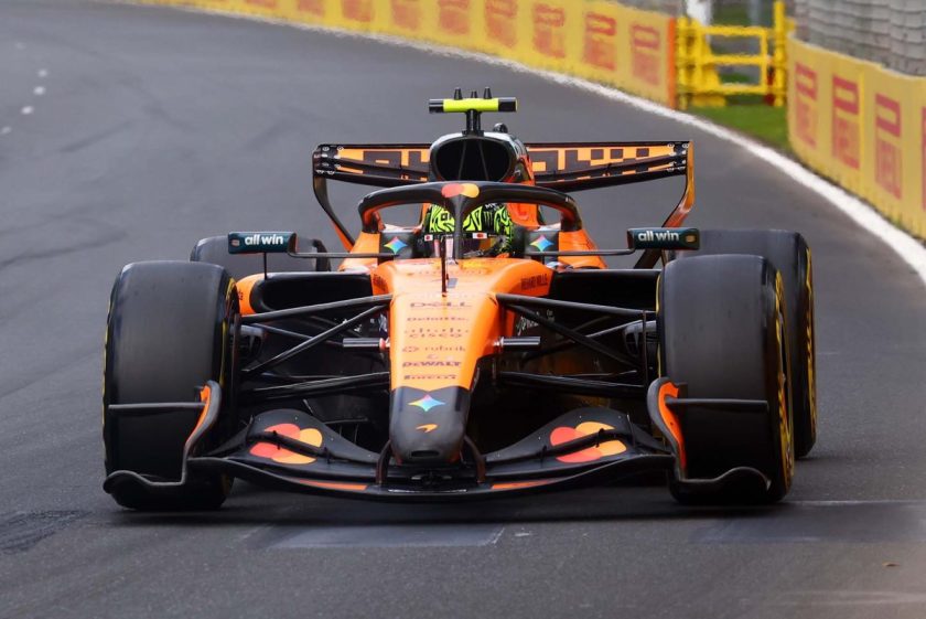 A McLaren kitart a jövő évi szezonban, míg a 2027-es projektre készül
