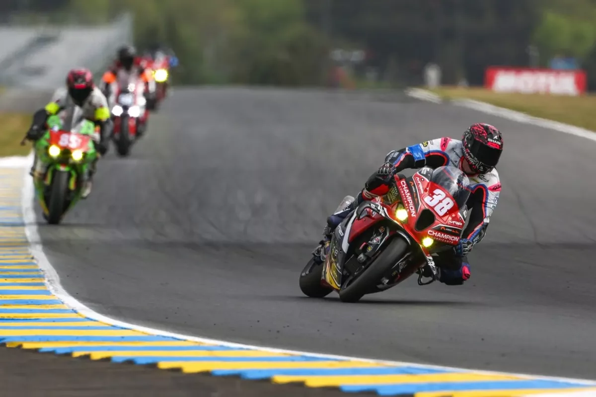 A magyar csapat történelmi győzelmet aratott a Le Mans-i 24 óráson: Dominanciájuk felülmúlhatatlan volt