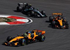 Rendkívüli küzdelem és feszültség: McLaren vs. Mercedes a Forma-1-ben